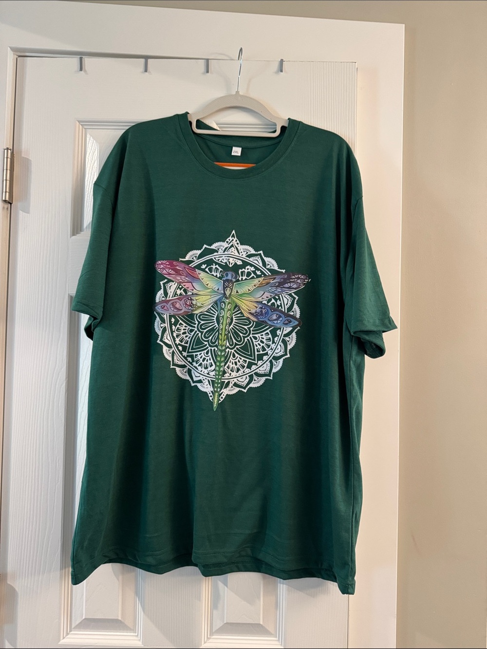 Source Unknown Emerald Green Short Sleeve Tee with Multicolor Dragonfly Graphic